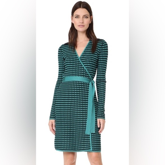 Diane Von‎ Furstenberg Banded Knit Wrap Dress Size M - Picture 1 of 5